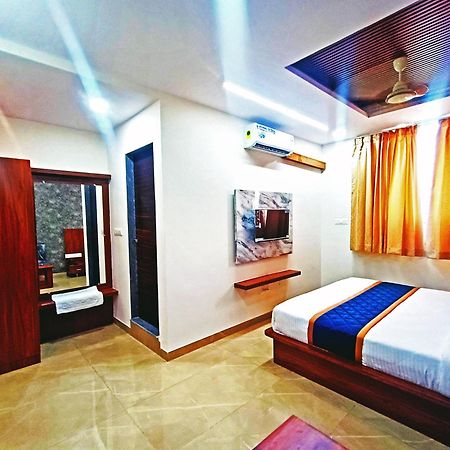 Hotel Achhu Palace Bengaluru Zewnętrze zdjęcie