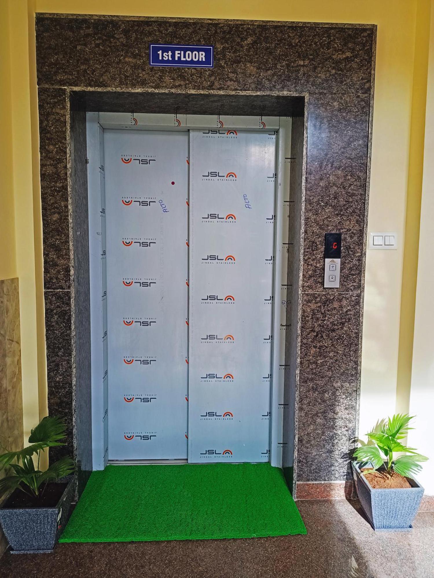 Hotel Achhu Palace Bengaluru Zewnętrze zdjęcie