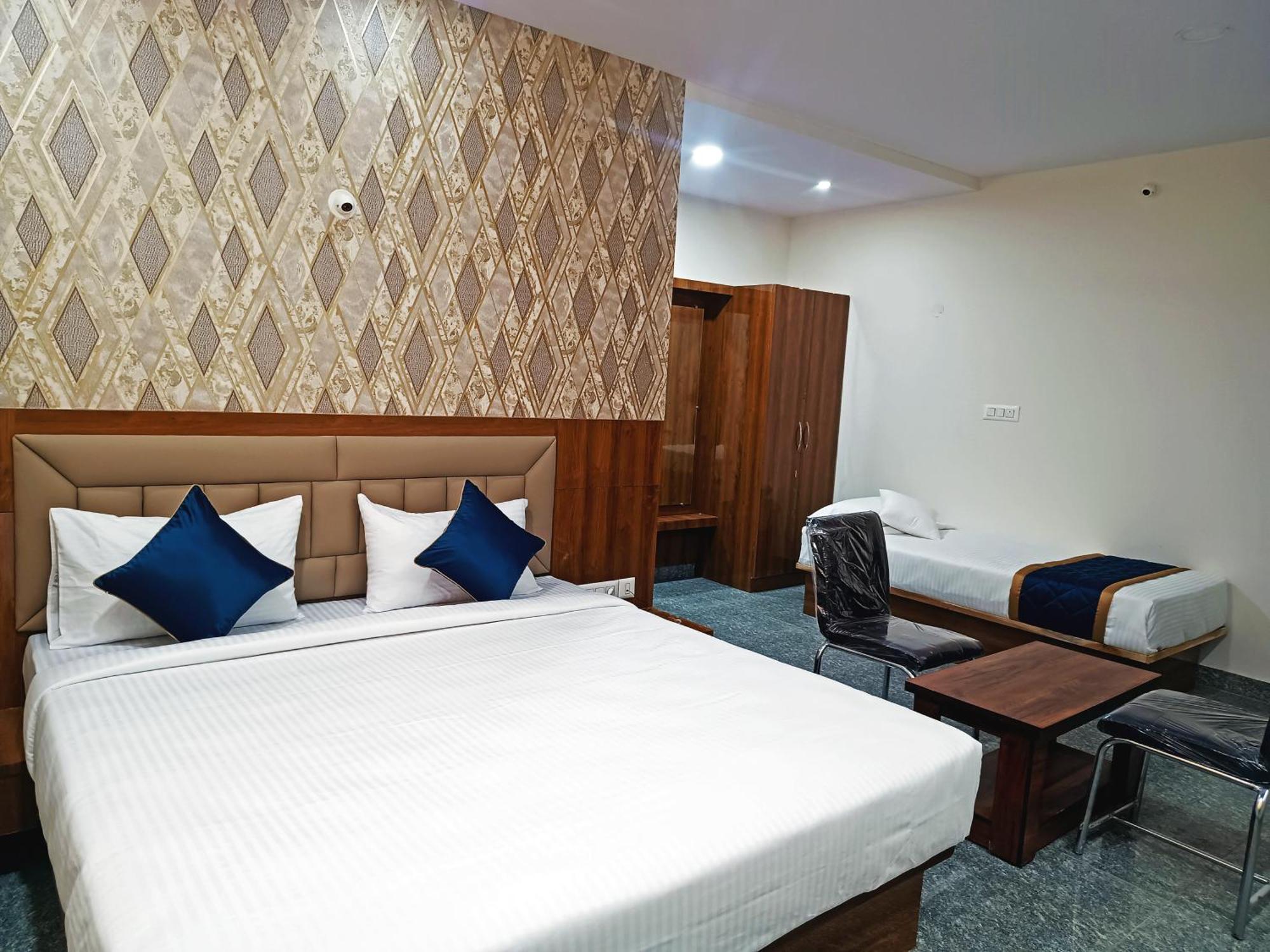 Hotel Achhu Palace Bengaluru Zewnętrze zdjęcie
