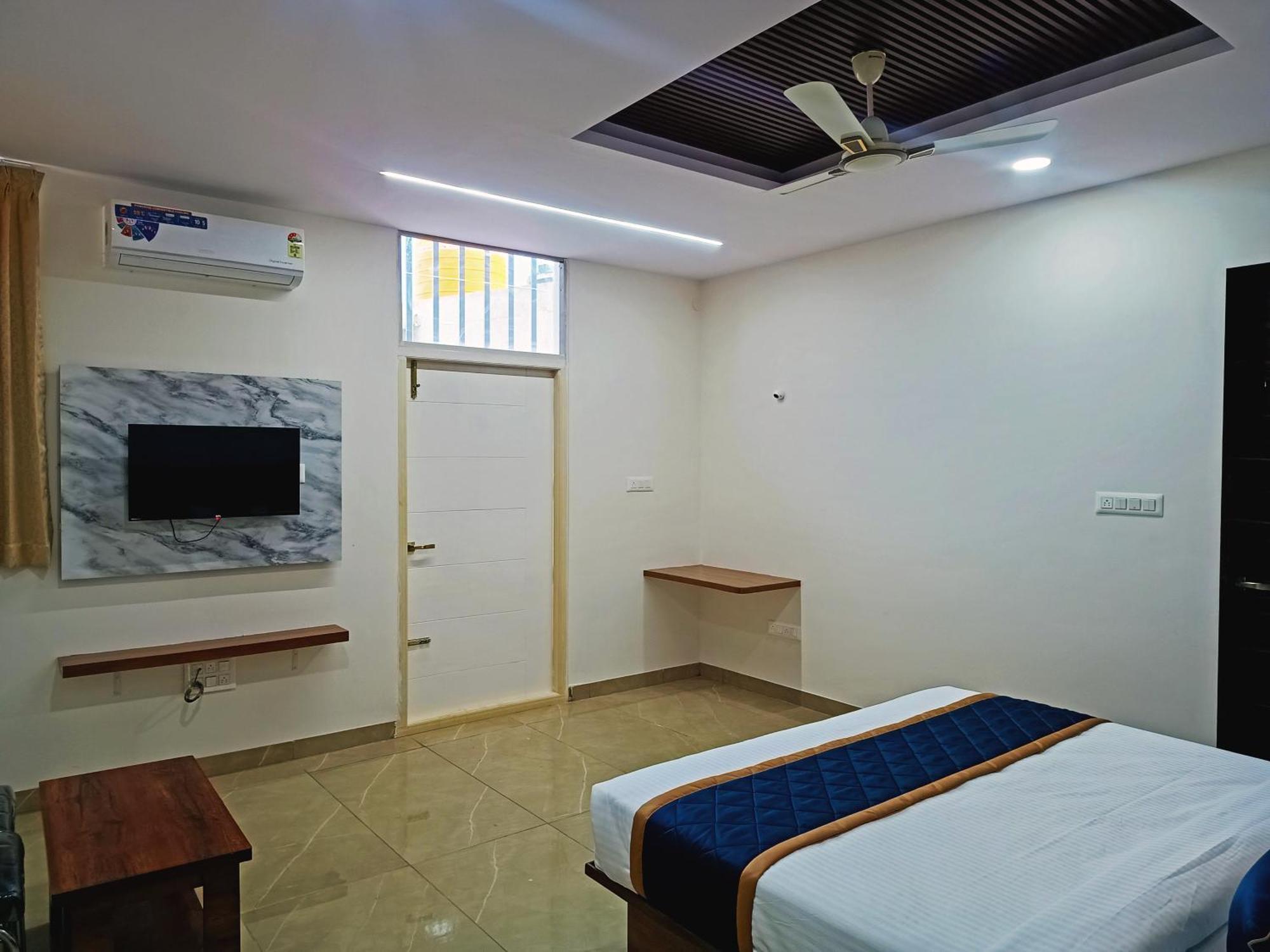 Hotel Achhu Palace Bengaluru Zewnętrze zdjęcie